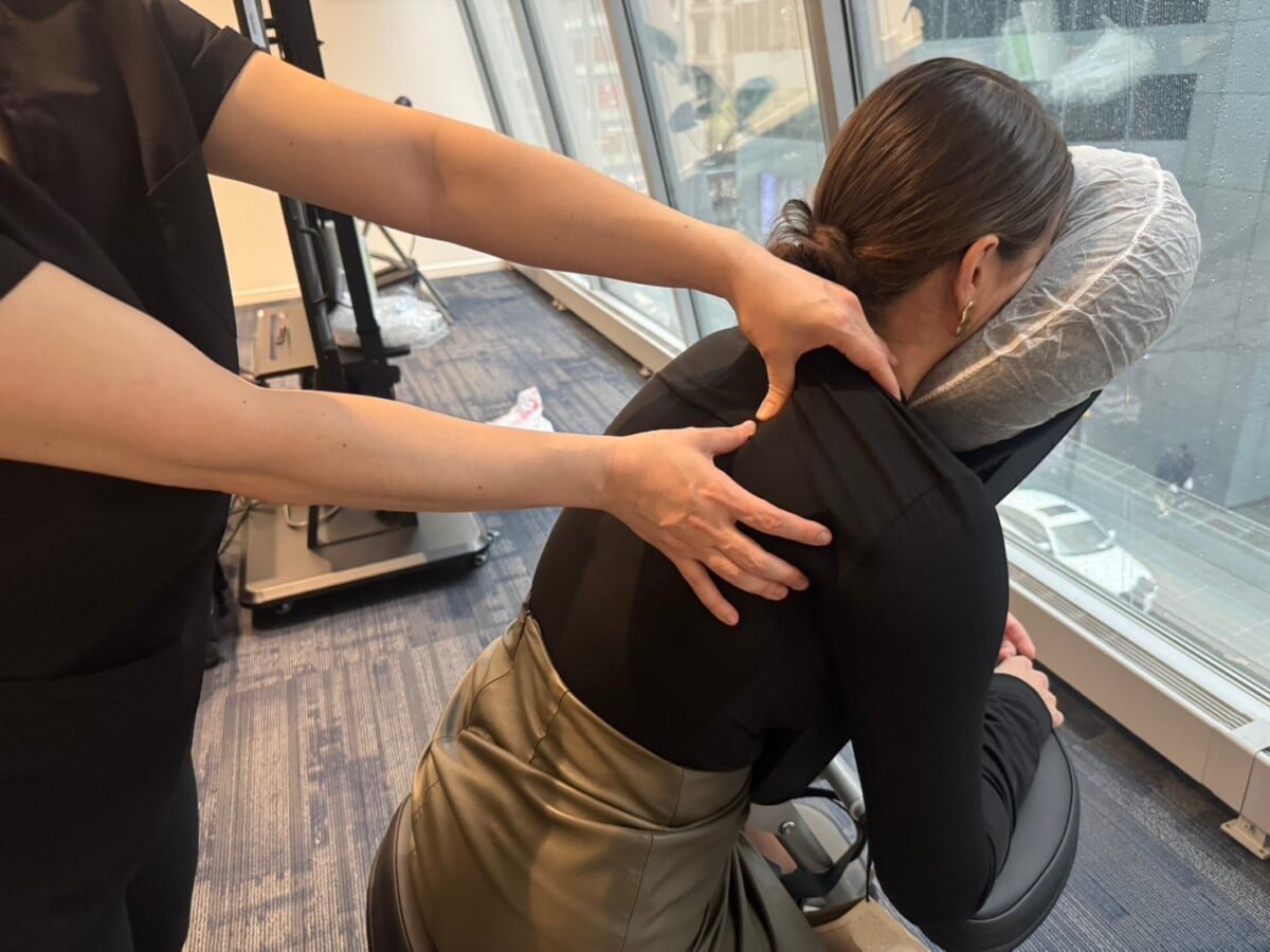 Gallery 16 corporate chair massage new york